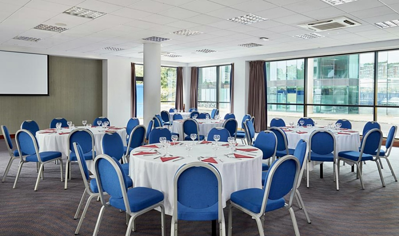 LEONARDO HOTEL NEWCASTLE GATESHEAD QUAYS