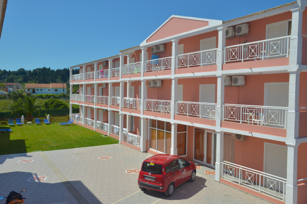 Las mejores ofertas de Angelina SIDARI