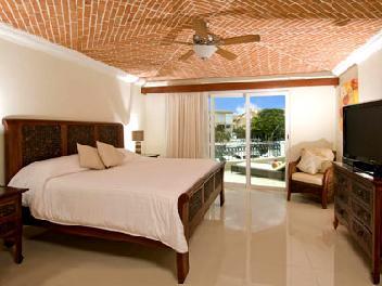 Las mejores ofertas de HOTEL ENCANTO AVENTURAS CLUB ALL SUITES RESORT Playa Del Carmen 