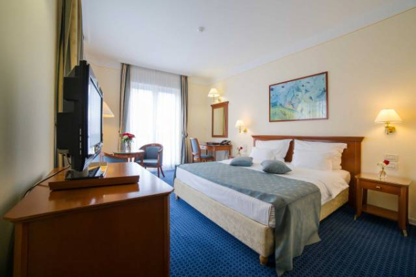 Las mejores ofertas de HOTEL MILENIJ Opatija 