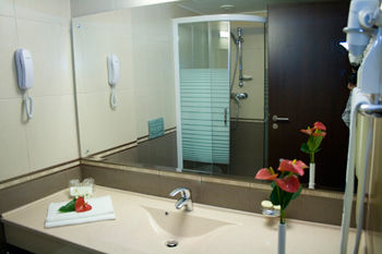 Rapsodia City Center Hotel