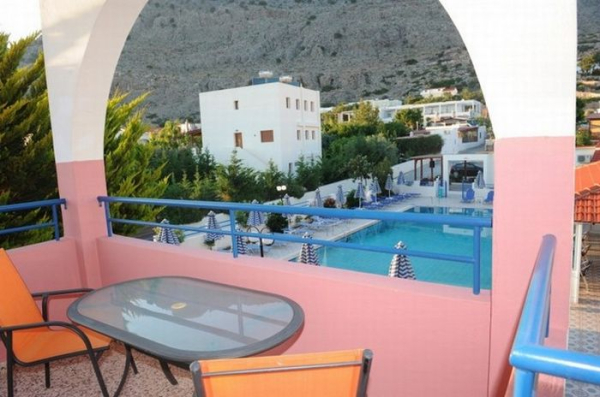 Las mejores ofertas de CHRYSANTHI HOTEL STUDIO & APARTMENTS Pefkos