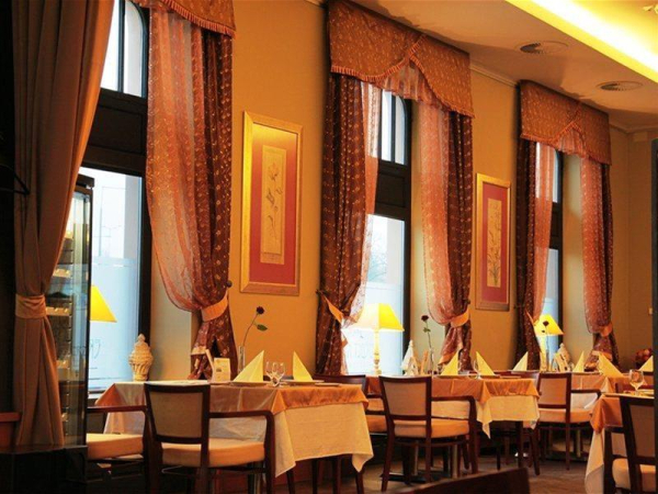 Las mejores ofertas de ERZSEBET KIRALYNE Godollo 