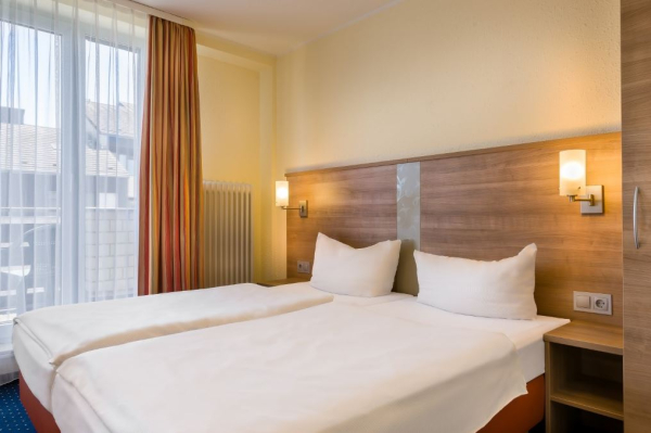 Las mejores ofertas de ACORA HOTEL UND WOHNEN BONN Bonn