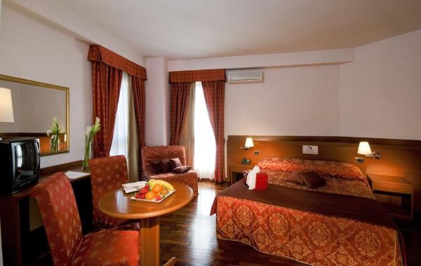 Las mejores ofertas de Excel Hotel Roma Ciampino Roma