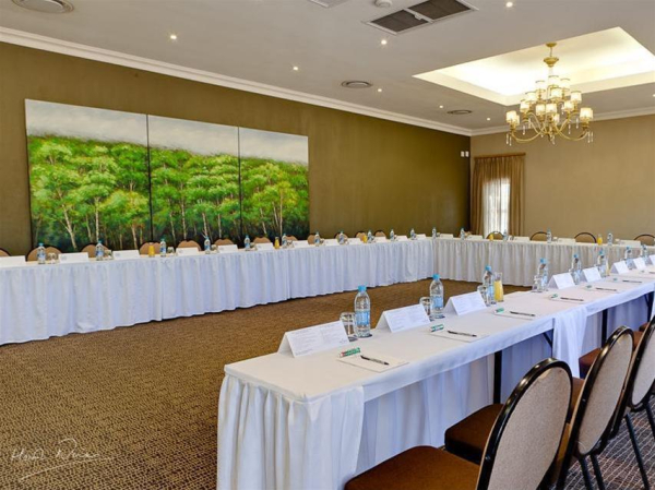 Las mejores ofertas de Protea Willow Lake Bloemfontein 