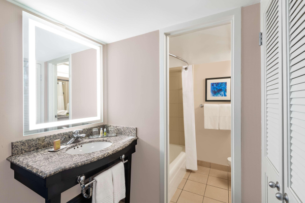 Las mejores ofertas de DoubleTree by Hilton Denver Cherry Creek Denver 