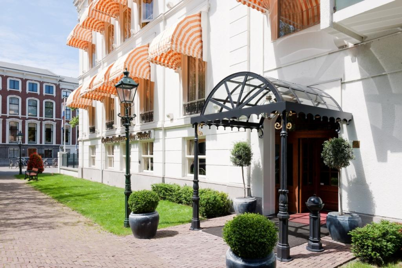 Las mejores ofertas de CARLTON AMBASSADOR The Hague
