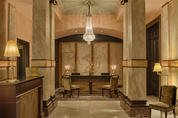 Las mejores ofertas de Hotel des Indes, Leading Hotels of the World The Hague