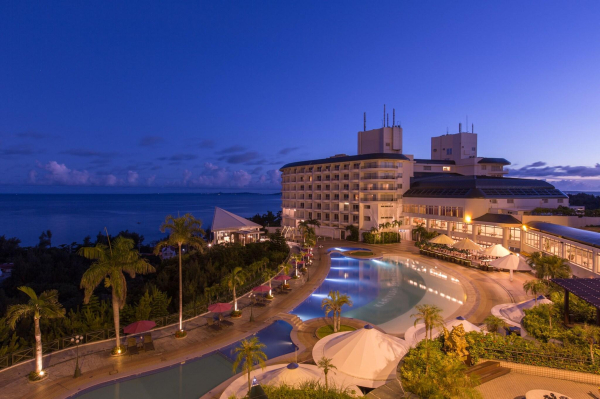 Las mejores ofertas de Okinawa Kariyushi Beach Resort Ocean Spa Okinawa