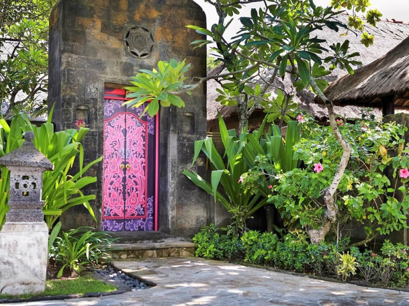 ROYAL BEACH SEMINYAK