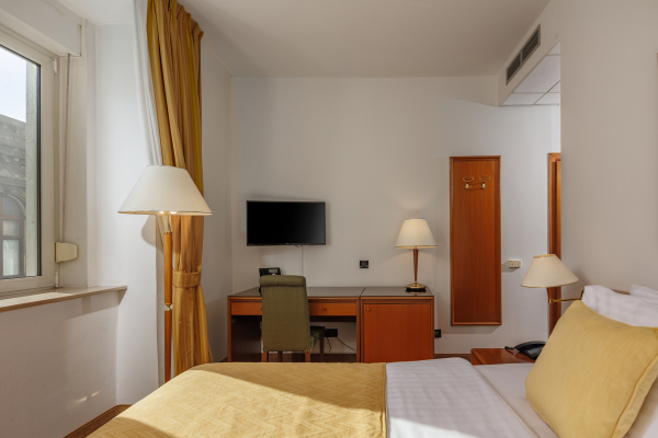 Las mejores ofertas de Grand Hotel Bonavia Rijeka 