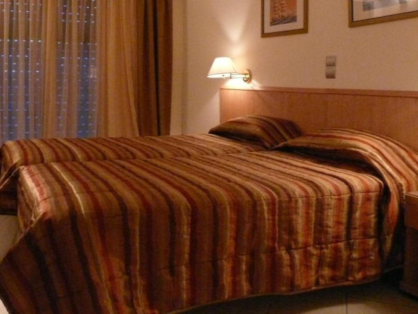 Las mejores ofertas de Danae Aegina 