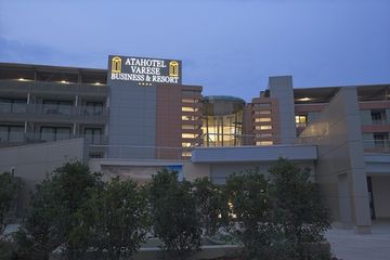 Las mejores ofertas de UNAHOTELS VARESE Varese