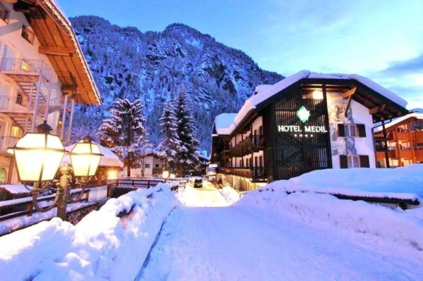 Las mejores ofertas de Medil Campitello Di Fassa 