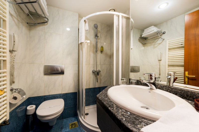 Las mejores ofertas de Duke Hotel Romana Bucarest