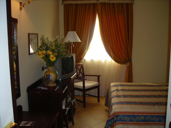 Las mejores ofertas de HOTEL GUGLIELMO II Palermo
