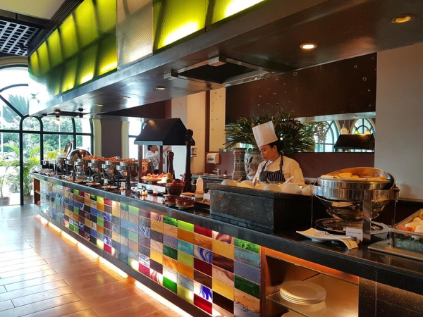 Las mejores ofertas de WATERFRONT AIRPORT HOTEL AND CASINO Lapu Lapu