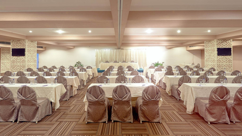 Garden Palace Hotel Surabaya