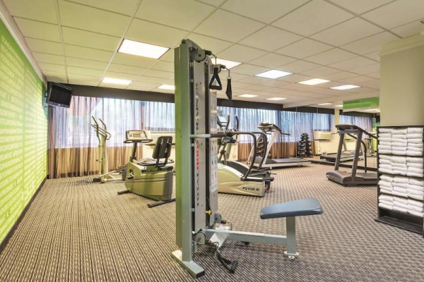 Las mejores ofertas de La Quinta Inn & Suites by Wyndham New Orleans Airport Kenner