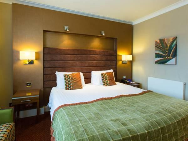 Las mejores ofertas de Hampshire Court Basingstoke