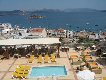 Las mejores ofertas de JOHN & GEORGE Tolon