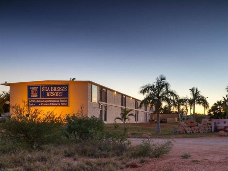 BEST WESTERN Sea Breeze Resort Exmo