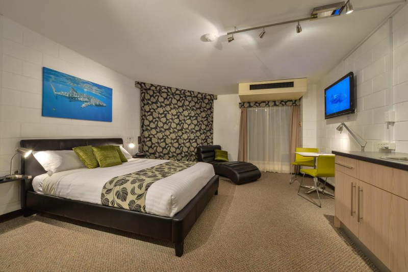 BEST WESTERN Sea Breeze Resort Exmo