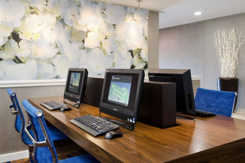 Courtyard by Marriott Kansas City Overland Park/Metcalf