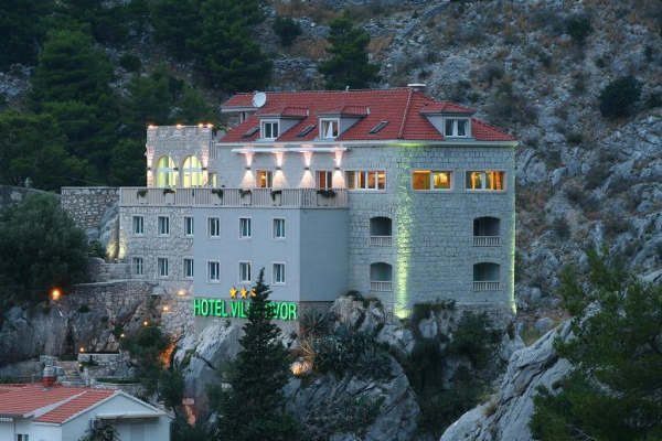 Las mejores ofertas de HOTEL VILLA DVOR Omis
