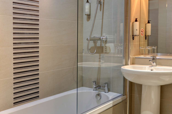 Las mejores ofertas de Best Western Glasgow Livingston Hilcroft Hotel Livingston 