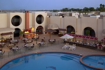 Las mejores ofertas de HOLIDAY INN RADHWA Yanbo