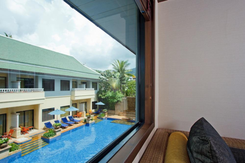 Las mejores ofertas de HOLIDAY INN RESORT PHUKET Phuket 
