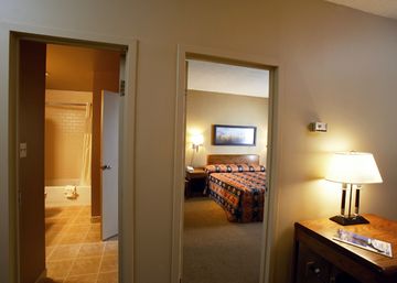 Las mejores ofertas de QUALITY INN & SUITES P.E. TRUDEAU AIRPORT DORVAL