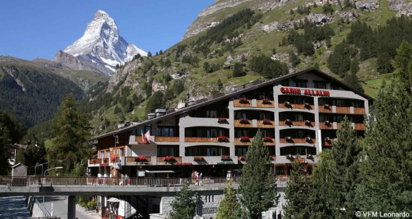 Las mejores ofertas de SWISS ALPINE HOTEL ALLALIN Zermatt