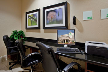 Las mejores ofertas de HOLIDAY INN RALEIGH NORTH - CA Raleigh