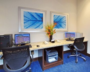 Las mejores ofertas de HOLIDAY INN EXPRESS HOTEL & SUITES TORONTO - MARKHAM Richmond Hill