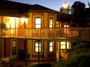 Las mejores ofertas de CLARE COUNTRY CLUB Clare 