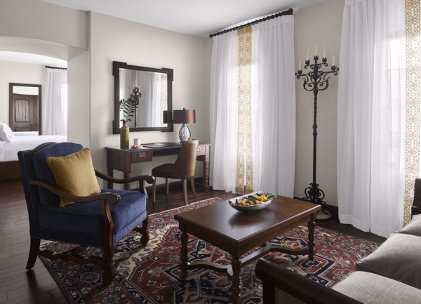 Las mejores ofertas de Plaza La Reina Houston