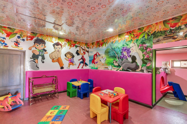 Las mejores ofertas de The Derby Green Udagamandalam 