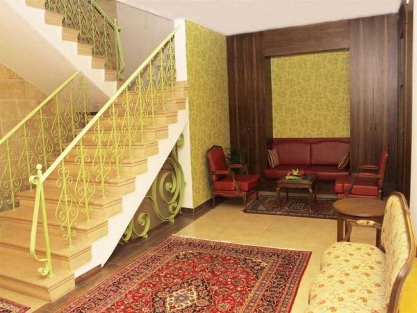 Las mejores ofertas de Canari de Byblos Jubayl 