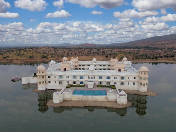 Las mejores ofertas de Lake Palace Nahargarh Udaipur 
