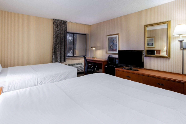 Las mejores ofertas de La Quinta Inn Detroit Southgate 1024 Auburn Hills