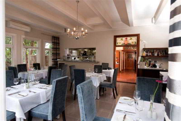 Las mejores ofertas de The Saint James On Venice Durban