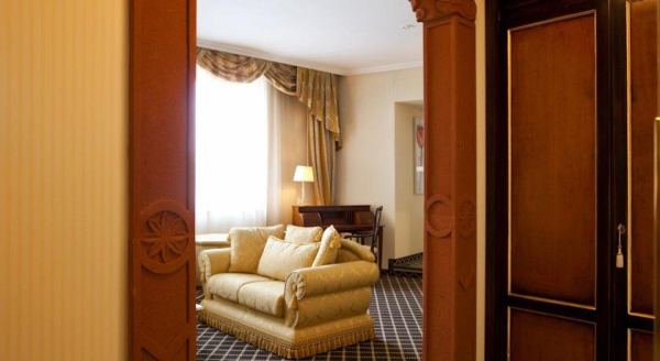 Las mejores ofertas de Grand Hotel Yerevan Yerevan
