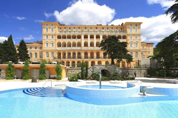 Las mejores ofertas de Hotel Kvarner Palace Crikvenica 