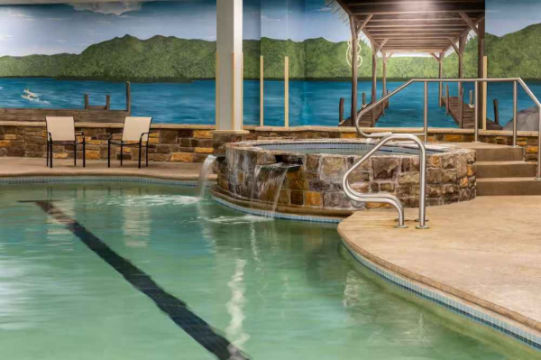 Las mejores ofertas de La Quinta Inn & Suites By Wyndham Lake George Lake George