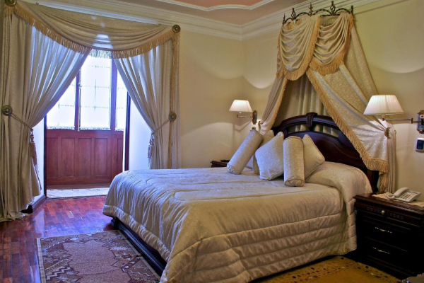 Las mejores ofertas de San Marino Royal Sucre