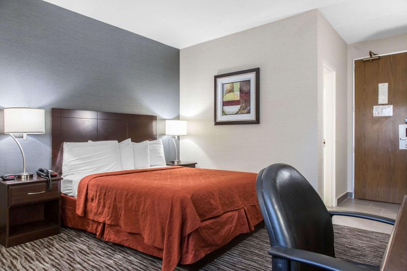 Quality Inn & Suites Danbury Near University