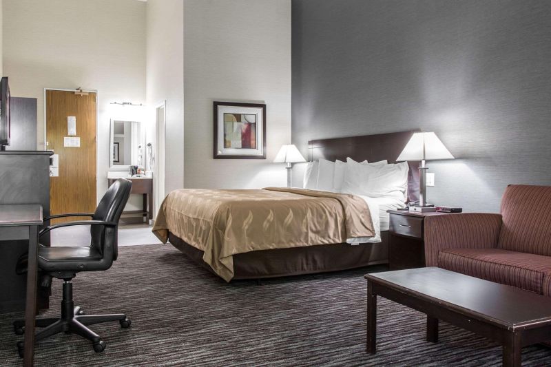 Quality Inn & Suites Danbury Near University